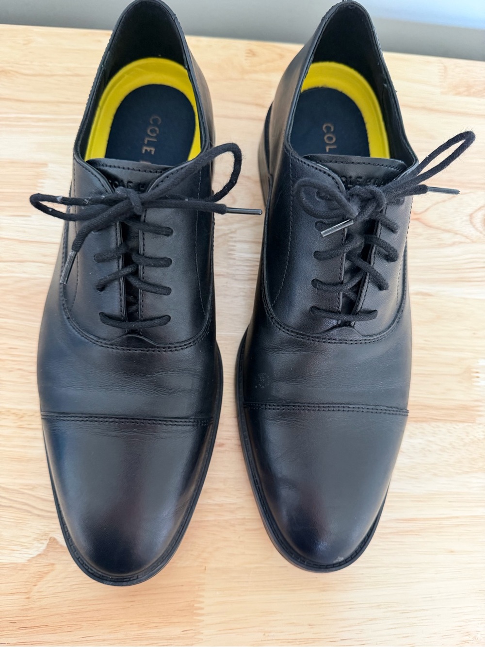 Cole Haan Men's Black Leather Cap-Toe Dress Shoes Size 9 - Picture 2 of 4